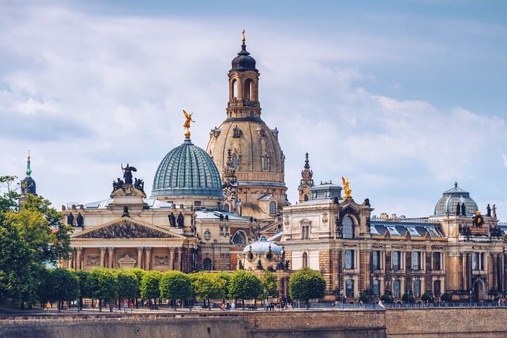 Dresden Scavenger Hunt: Self-Guided Walking Tour of Old Town Highlights
