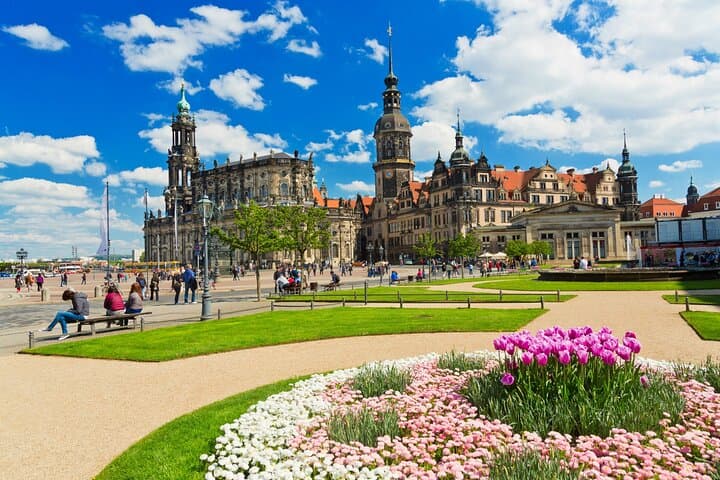 Dresden Scavenger Hunt: Self-Guided Walking Tour of Old Town Highlights photo 4