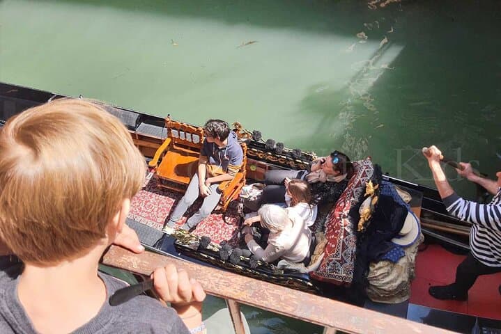 Venice Family Walking Tour: Kid-Friendly Highlights, Gelato & Rialto photo 2
