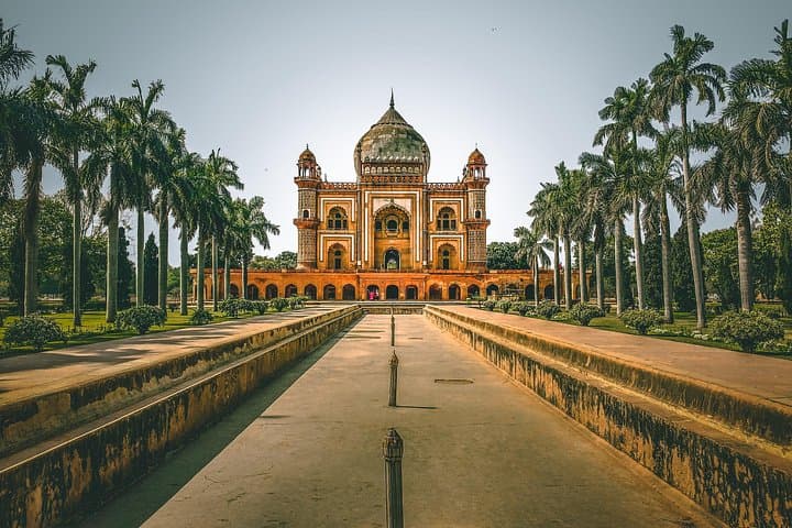 Private Half-Day Delhi Tour: Humayun's Tomb, India Gate & Lutyens' Drive photo 4