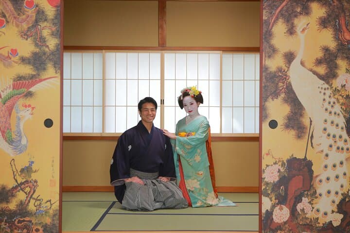 Maiko and Samurai Transformation in Kyoto's Higashiyama — Kiyomizudera Costume Experience