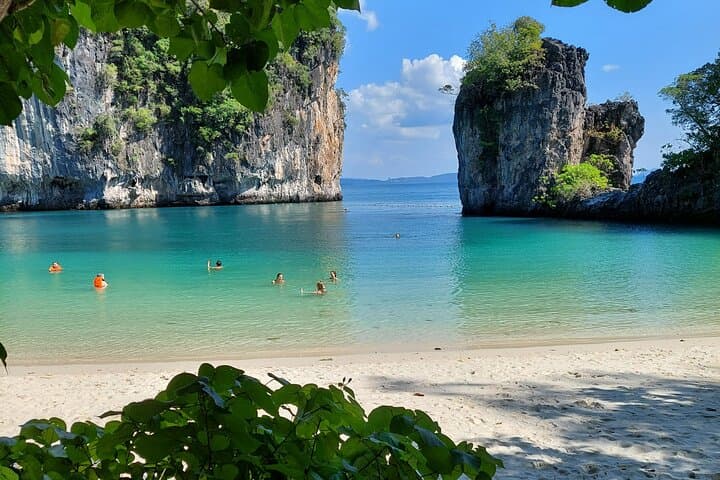 Phang Nga Bay Day Cruise from Khao Lak: Koh Hong, Limestone Cliffs & Swimming photo 3