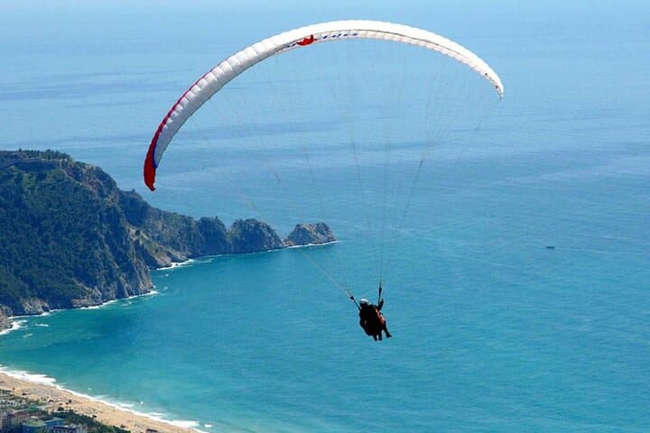 Paragliding Cleopatra Beach: Tandem Flights from Antalya photo 2