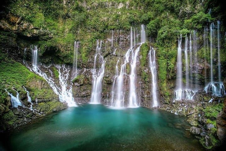 Full-Day Reunion Island Scenic Tour: Waterfalls, Volcano Coast & Creole Breakfast