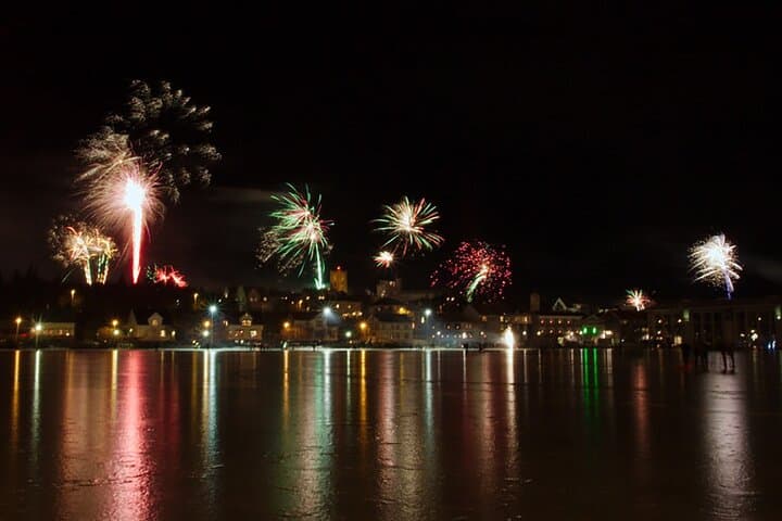 Midnight Champagne Cruise: New Year’s Fireworks from Reykjavík Harbor photo 4