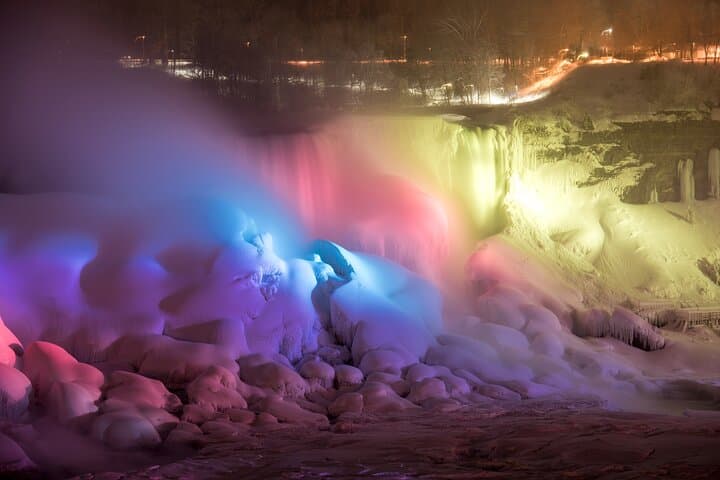 niagara-falls-usa-canada-winter-wonderland-cross-border-tour photo 5