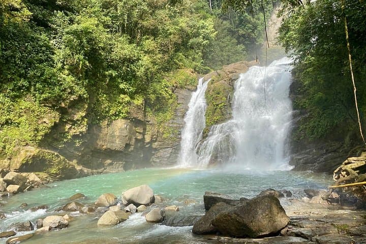Nauyaca Waterfalls Hike from Uvita: Private Guided Tour to Cascading Pools photo 4