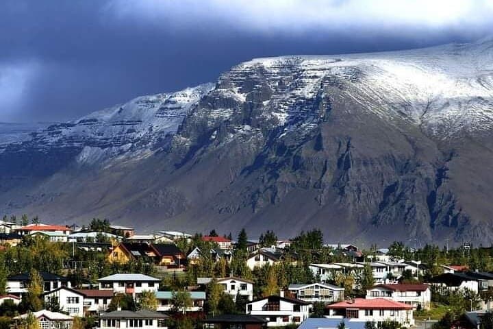 Reykjavik Helicopter Tour and Mount Esja Landing — Sky-High Views of Iceland’s Capital photo 2