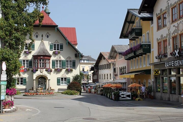 Vienna to Hallstatt & Salzburg: Private One‑Day Guided Tour in the Austrian Alps photo 4