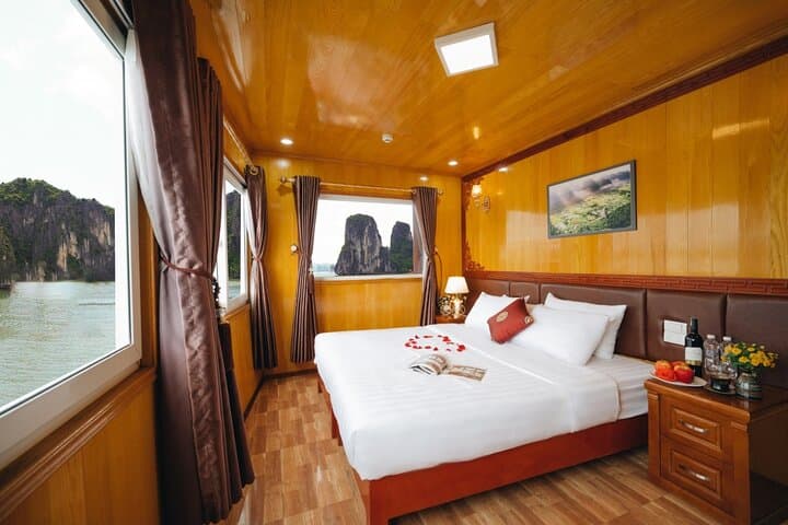 Lan Ha Bay Boutique Cruise: 2-Day Lan Ha & Cat Ba Overnight Adventure photo 4