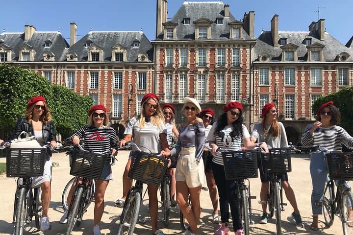 Hidden Paris: Guided Bike Tour Through Marais, Latin Quarter & Seine photo 2