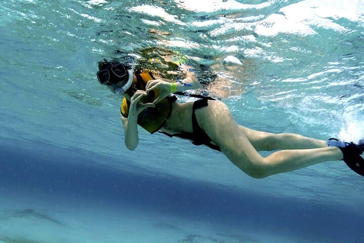 Cancún Parasailing and Snorkel Combo with Hotel Pickup photo 3