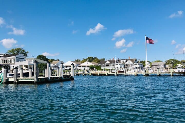 Martha's Vineyard Luxury 2-Hour Private Island Tour: Vineyard Haven to Edgartown Highlights photo 1