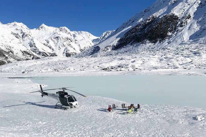 Rakaia Glaciers Helicopter Landing: Canterbury Alpine Flight & Glacier Lunch photo 4