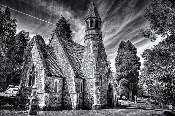 Henley-on-Thames Hidden Gems: Self-Guided Treasure Hunt & Big Britain Quiz (1-Day Pass) photo 6