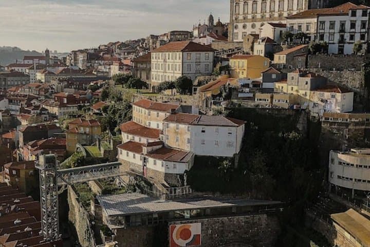 Porto Secret Garden Heritage Mission: Interactive Urban Scavenger Hunt & Walking Adventure photo 2