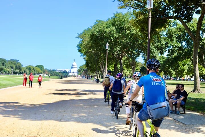Washington DC National Mall Bike Rentals: Full-Day Landmark Bike Loop photo 3