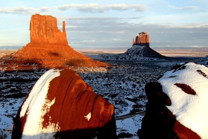 Monument Valley 1.5-Hour Jeep Tour: Mittens, Monoliths & Navajo Stories photo 5