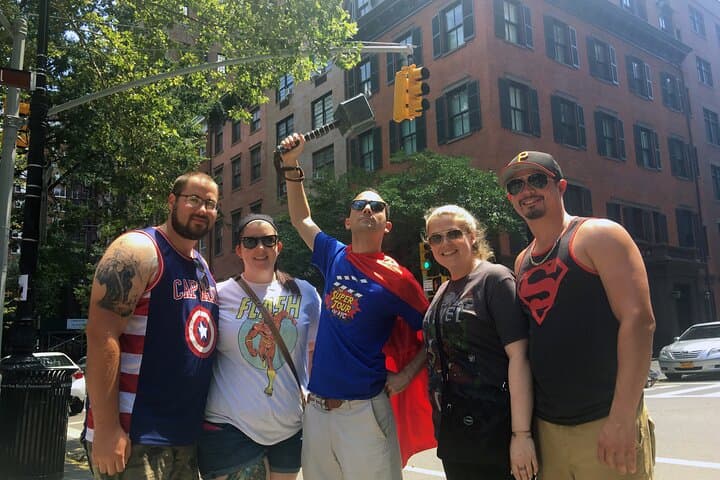 Private Super Tour of NYC — Film & Comic Hero Locations photo 1