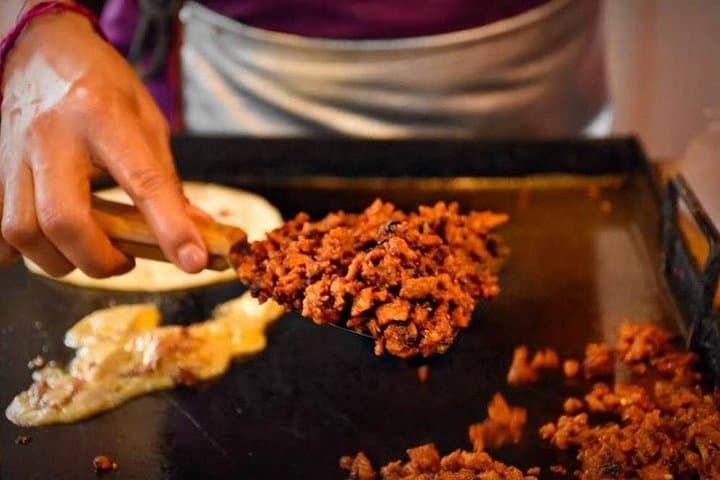 Evening Street Food Tour in Mexico City's Historic Center: Tacos, Pulque & Cantina Culture photo 1