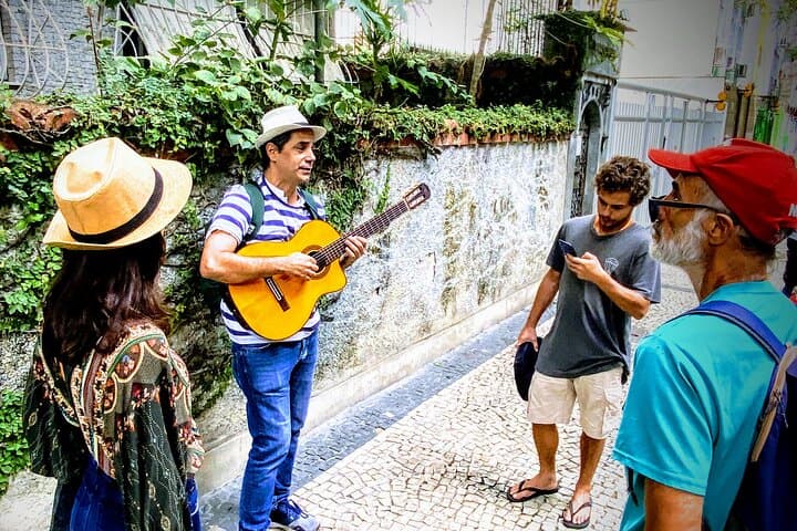 Bossa Nova Walking Tour with Live Music in Ipanema & Copacabana photo 6
