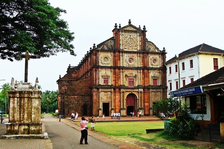 Old Goa Churches, Temples & Spice Plantation Day Tour with Goan Lunch photo 2