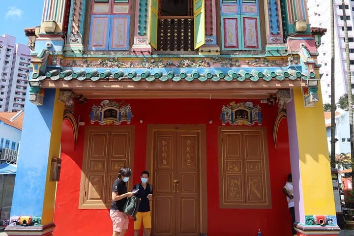 Little India Singapore: Interactive Food & Culture Scavenger Walk