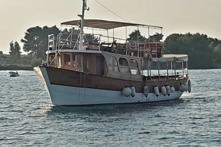 Dubrovnik Elafiti Islands Boat Tour with Lunch & Unlimited Drinks photo 5