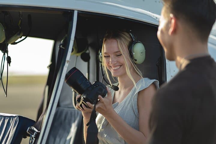 Circle Oahu: 60-Minute Shared Helicopter Tour from Honolulu photo 3