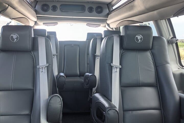 Big Island Private Luxury Van Tours: Custom Day Trips from Kona to Volcanoes photo 3