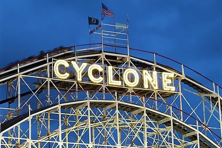 Coney Island Nostalgia Tour: Historic Boardwalk Walking Tour of Luna Park & Parachute Jump photo 2
