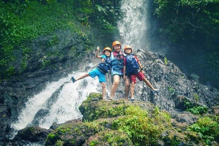Telaga Waja River Rafting: 14.5km Class III+ Adventure with Private Transfer photo 6