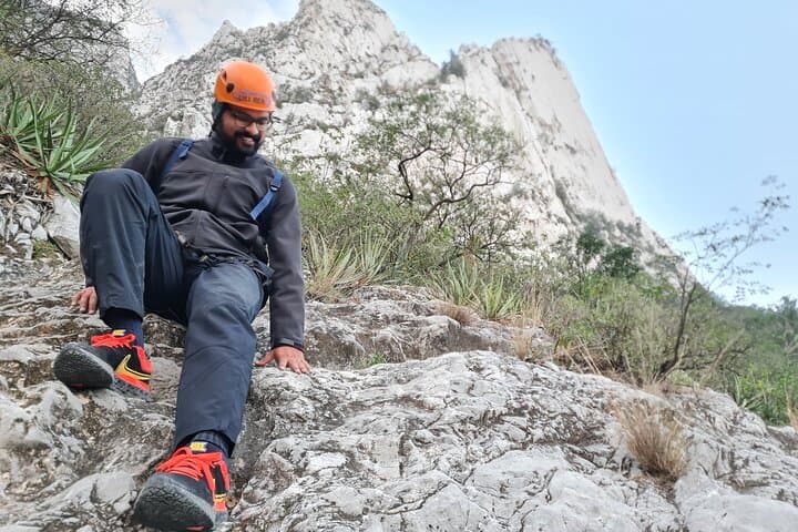 Pico Licos: Hiking, Climbing and 60m Rappel in La Huasteca (Monterrey) photo 3