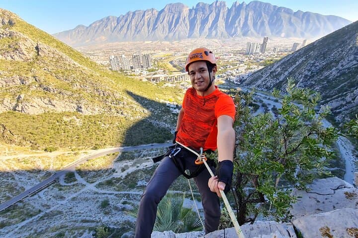 Pico Licos: Hiking, Climbing and 60m Rappel in La Huasteca (Monterrey) photo 5