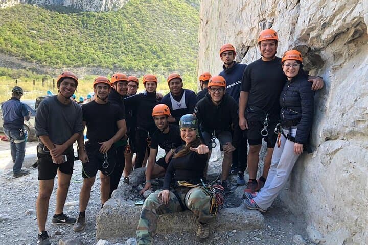 Monterrey Rappelling Class — Beginner-Friendly Ropes Descent in La Huasteca photo 3