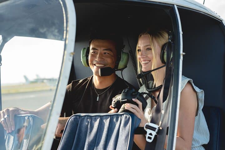 30-Minute Oahu Helicopter Tour: Waikiki to Diamond Head (Shared) photo 2