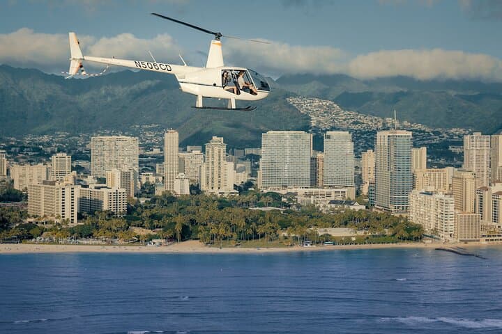 Waikiki Helicopter Tour: 18-Minute Shared Flight Over Diamond Head and Honolulu