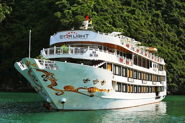 Starlight Luxury Overnight Cruise in Halong Bay — 2-Day, 1-Night Junk Cruise photo 4