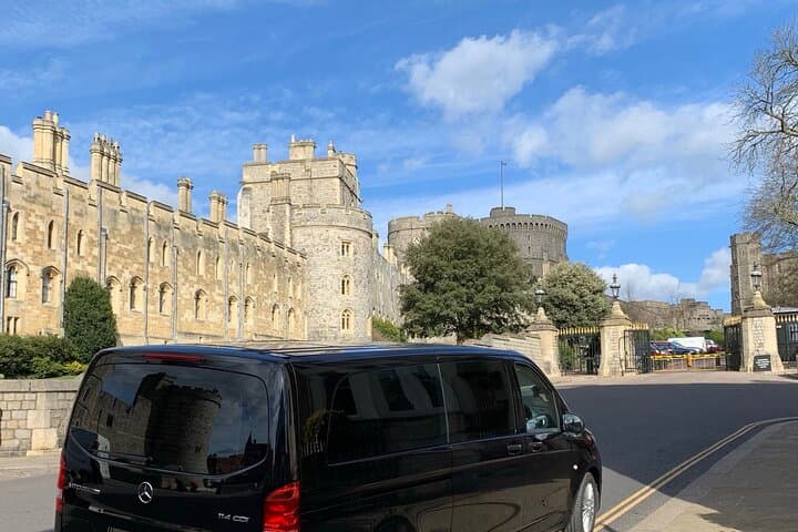 London to Southampton via Windsor Castle: Pre-Cruise Private Transfer & Visit photo 2