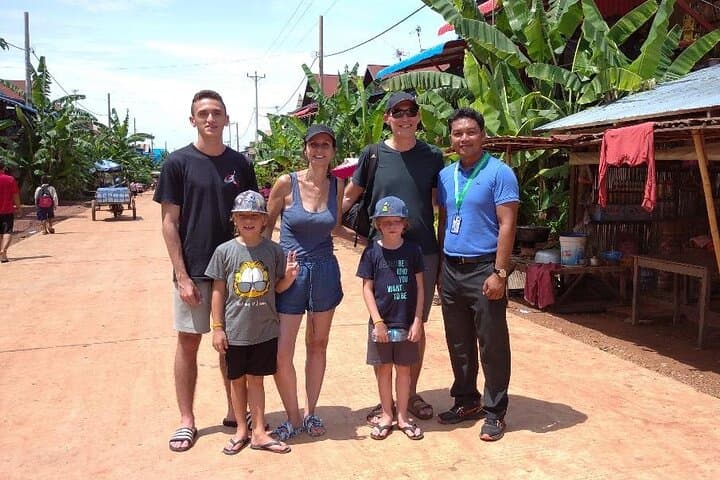 Half-Day Kompong Pluk Floating Village Boat Tour on Tonle Sap photo 4