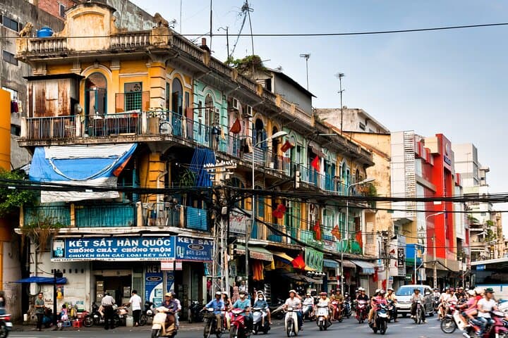 saigon-by-night-jeep-tour-city-lights-and-rooftop-bars photo 3