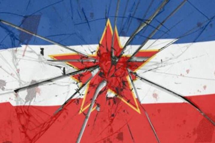 Breakup of Yugoslavia Day Tour: Tito's Bunker, Siege Tunnel & Sarajevo History