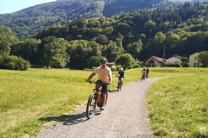 Lake Maggiore Scenic Cycling Tour: Ascona & Locarno Guided Ride photo 4