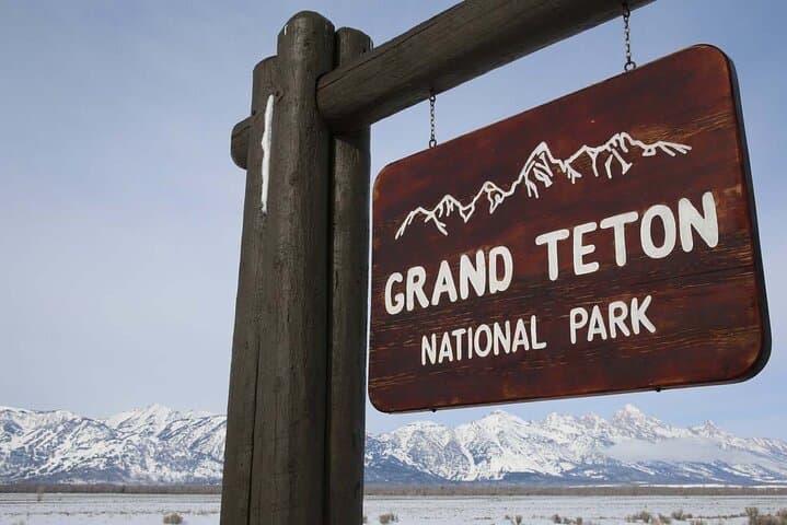 5-Day Yellowstone and Grand Teton Winter Tour from Salt Lake City photo 3