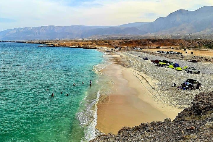 Wadi Shab to Ras Al Hadd: Overnight Turtle-Watching & Sur Dhow-Factory Tour photo 4