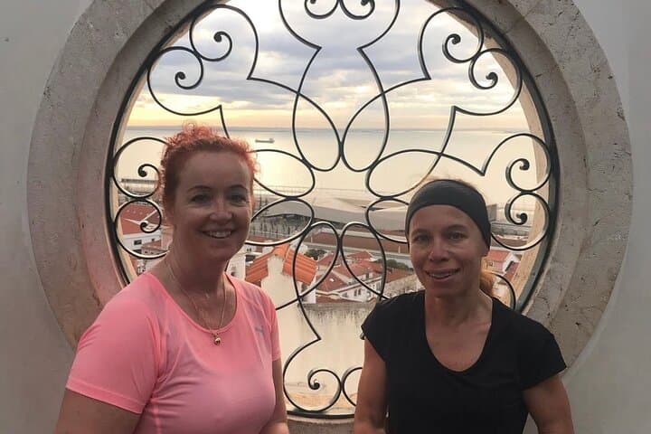 Run Castle Hill Lisbon: Private 90-Minute City Running Tour photo 6
