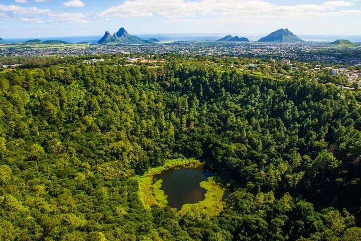 South Mauritius Day Trip: Chamarel 23-Colored Earth, Waterfalls & Rhumerie de St Aubin