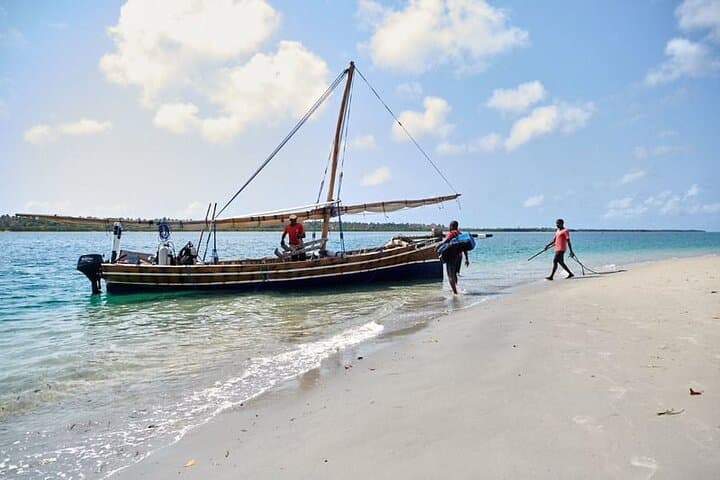 Sinda Island Day Trip: Dhow Sailing and Snorkeling from Dar es Salaam photo 5