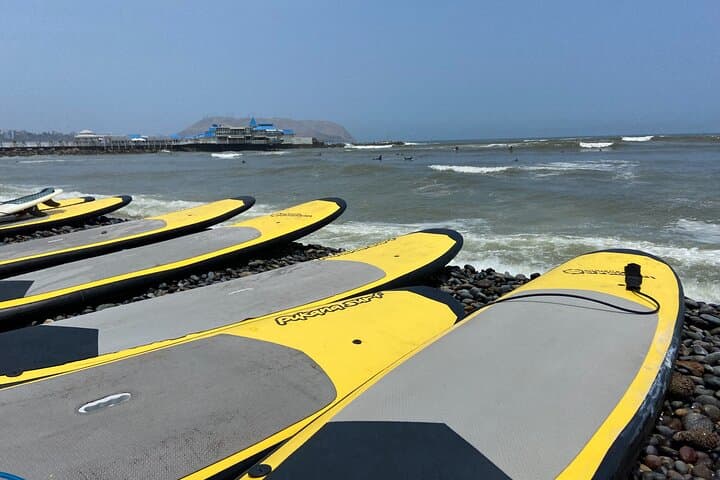 Surfboard Rentals & Beach Surf Tour in Lima — Pukana Surf Experience photo 3