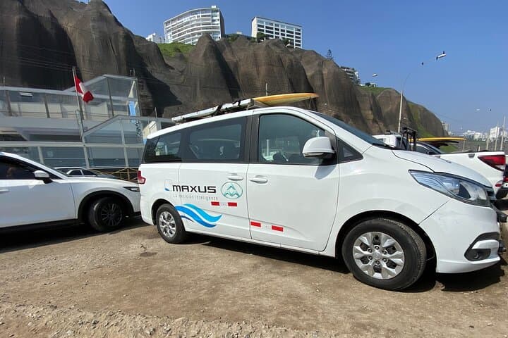 Surfboard Rentals & Beach Surf Tour in Lima — Pukana Surf Experience photo 2